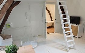 Le perchoir, studio avec mezzanine